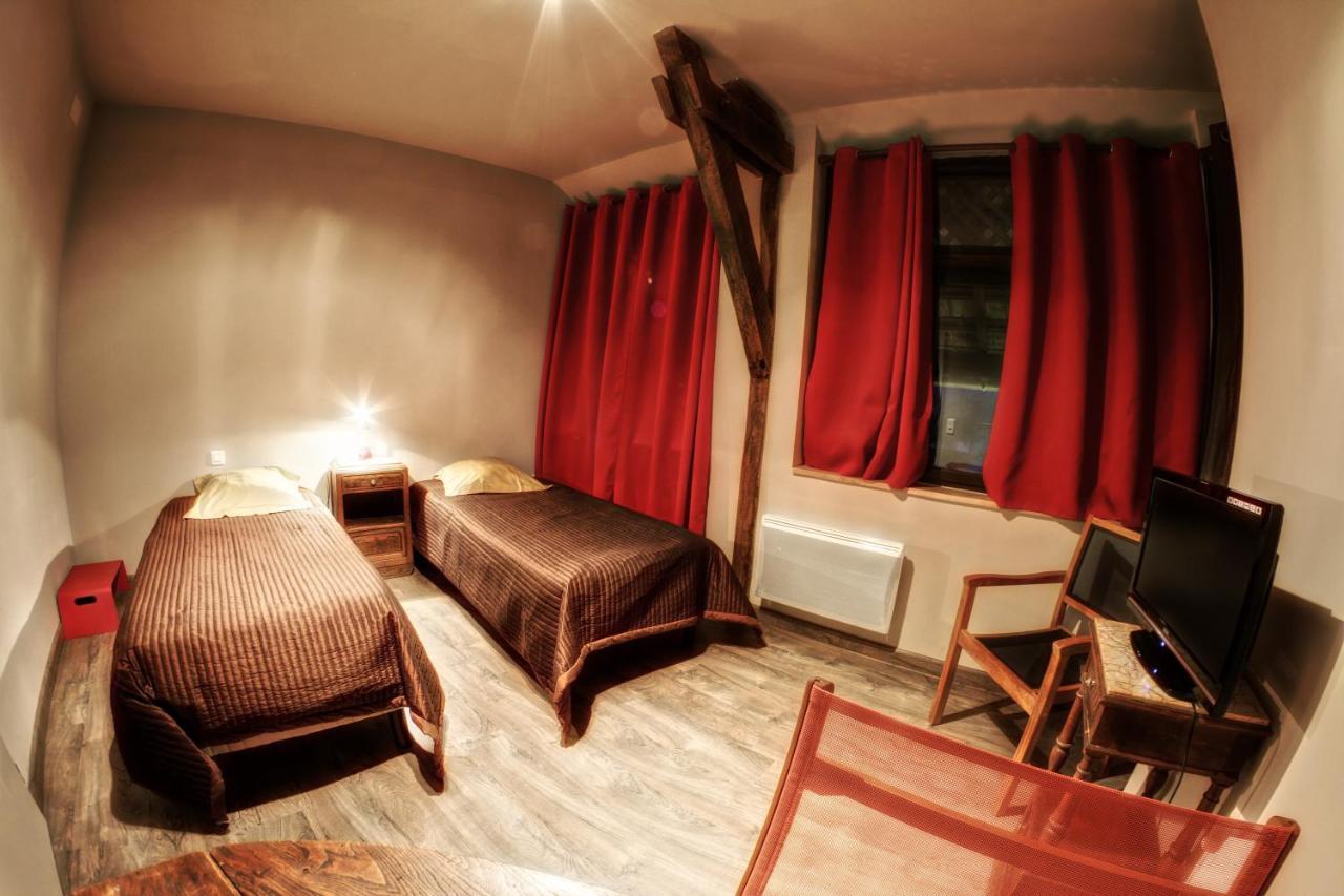 Kine Lounge Apartman Bazet Kültér fotó